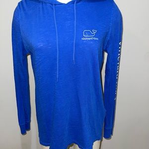 Vineyard vines long sleeve tee with hoodie